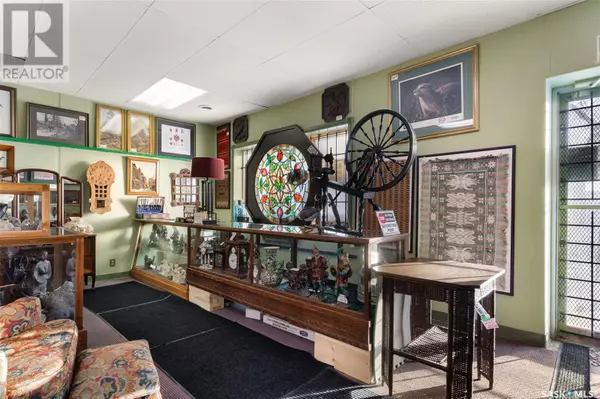 Regina, SK S4R2K1,1342 Lorne STREET