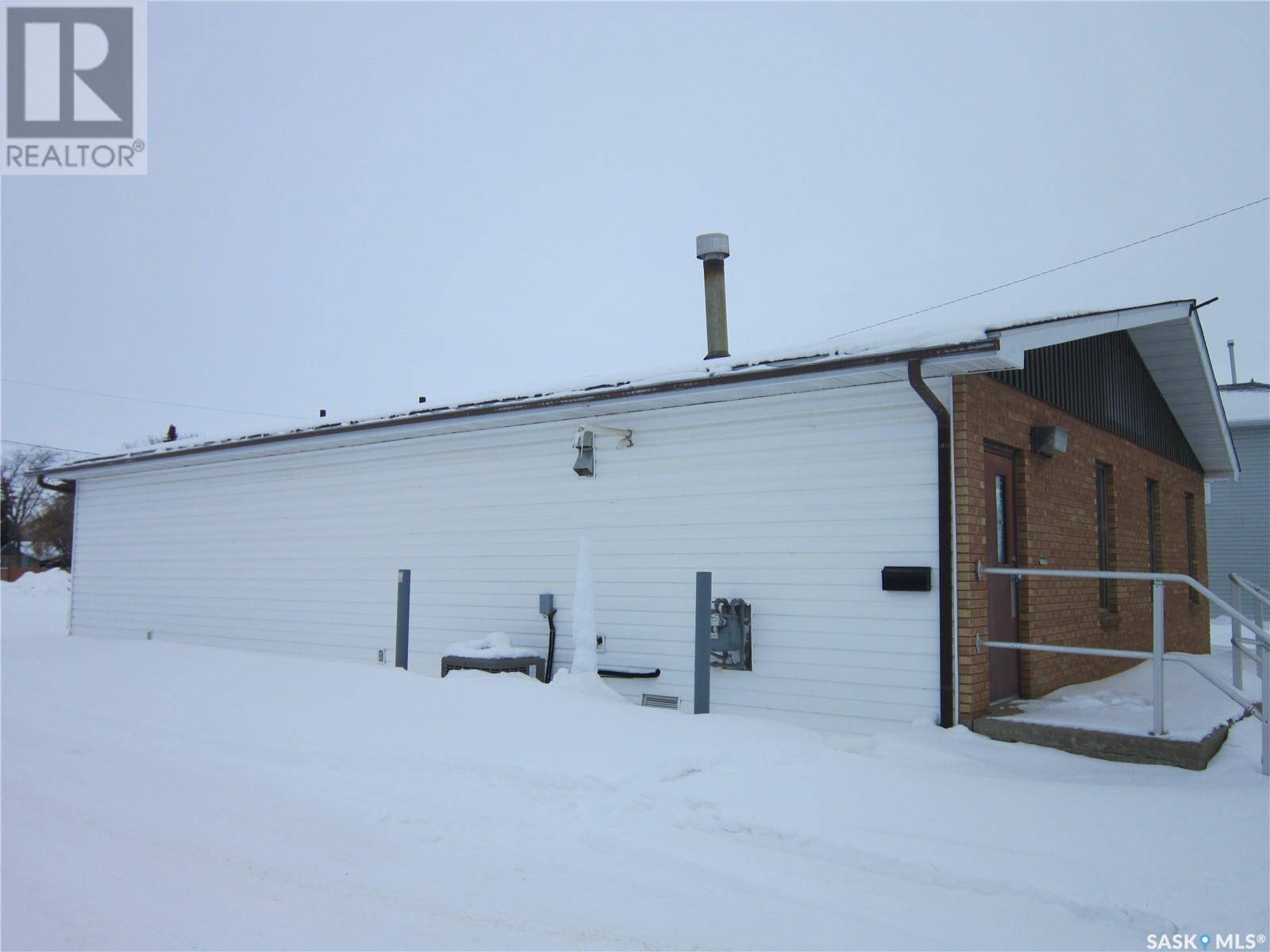 Wakaw, SK S0K4P0,122 Main STREET