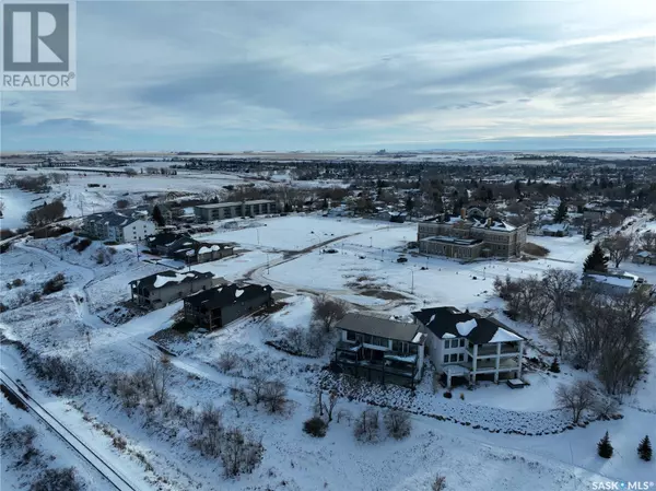 Moose Jaw, SK S6H4R1,13 Copper Ridge WAY