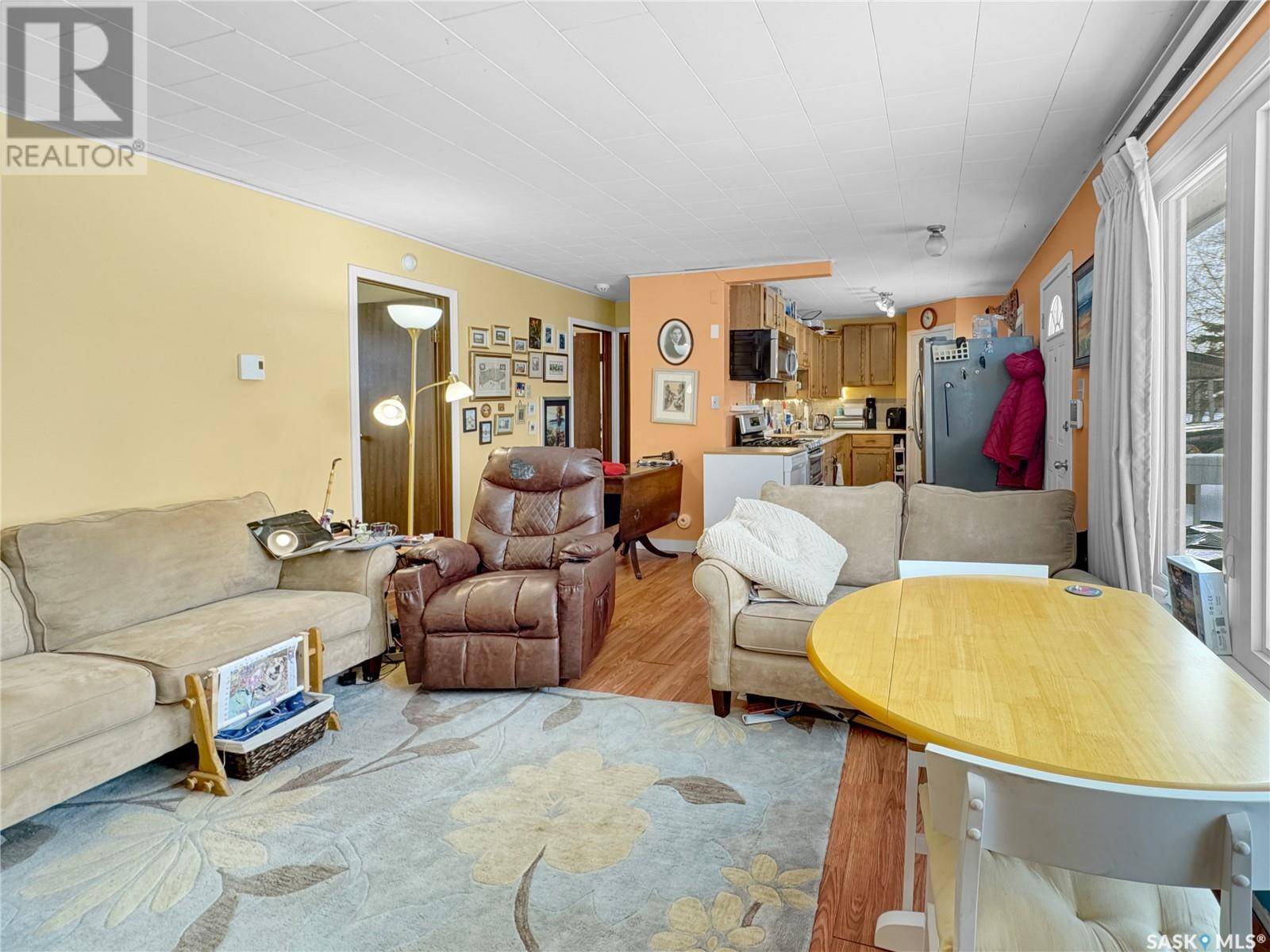 Cochin, SK S0M0L0,9162 Donald CRESCENT