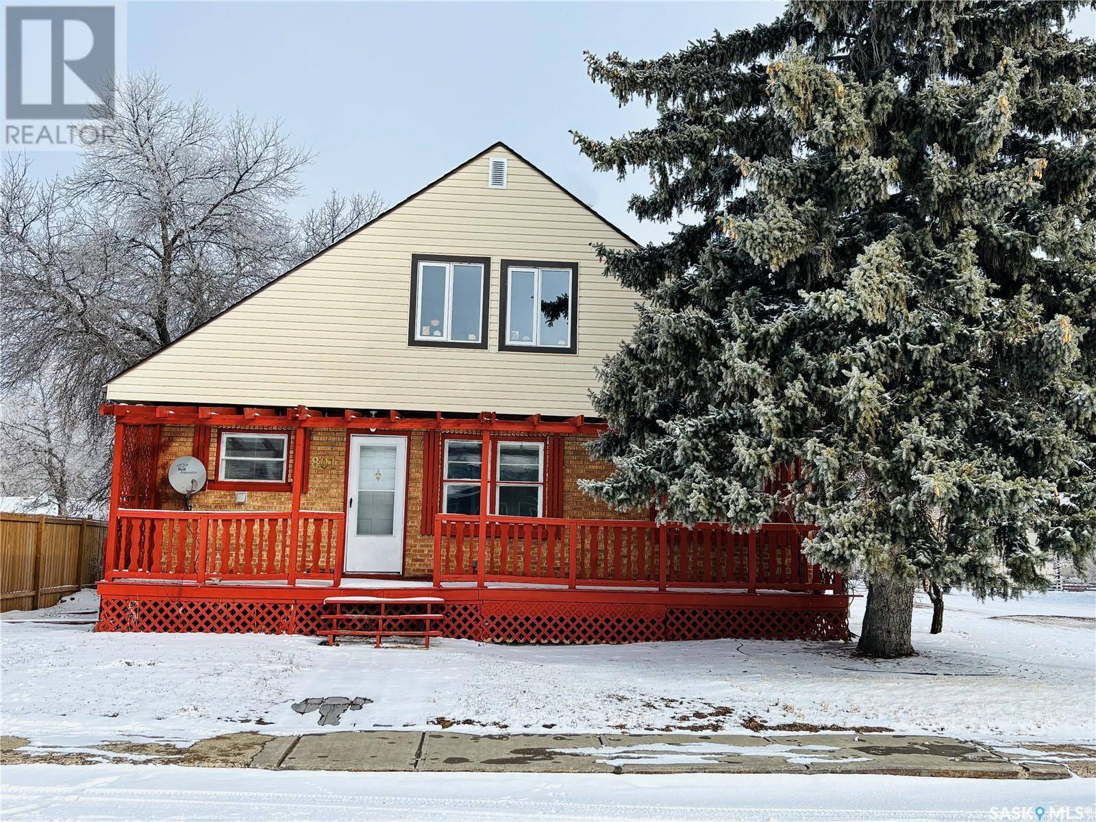 Estevan, SK S4A1P2,801 Eva STREET