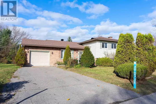 163 Parkland CRES, Sault Ste. Marie, ON P6A6M4