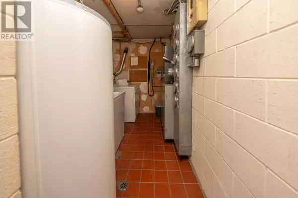 Sault Ste Marie, ON P6A2H8,30 Albert ST