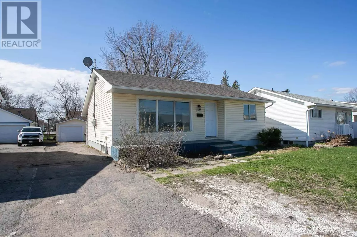 Sault Ste. Marie, ON P6B1Y7,281 McNabb ST
