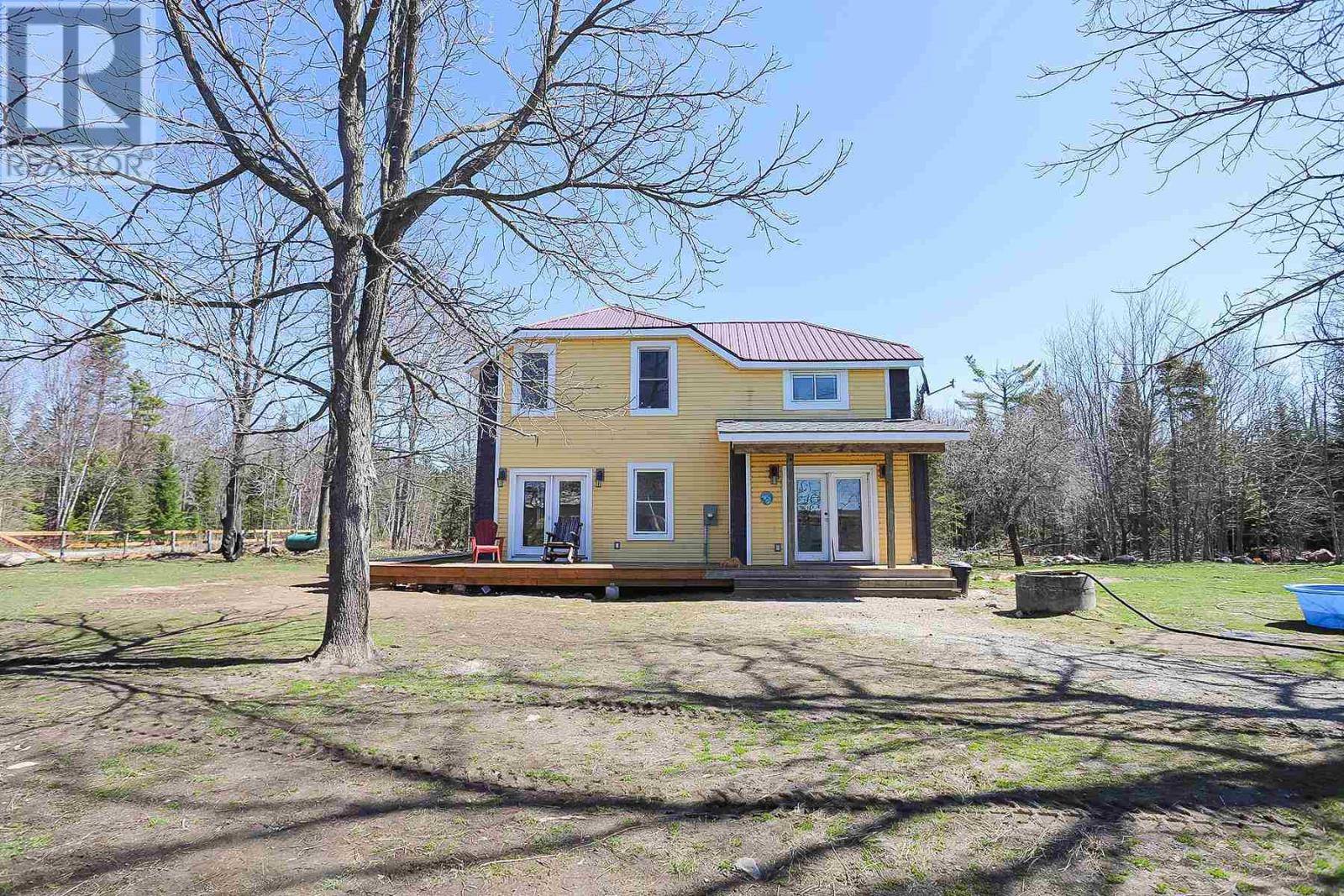 2521 U Line RD, Hilton Beach, ON P0R1G0