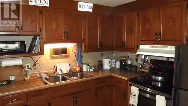 Elliot Lake, ON P5A1A1,15 Chalmers CRES