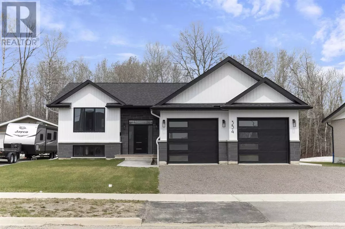Sault Ste. Marie, ON P6C2Z3,354 Rossmore RD