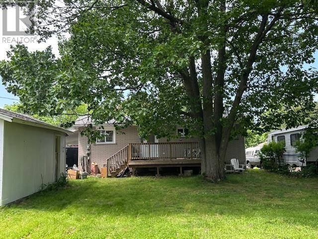Sault Ste. Marie, ON P6B3G3,826 Pine ST