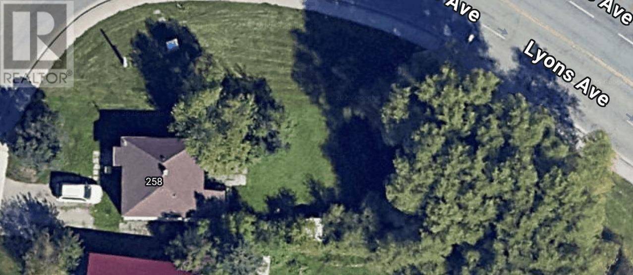 Sault Ste. Marie, ON P6C3Y7,258 Patrick ST