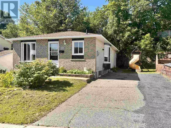 Elliot Lake, ON P5A2X2,55 Pearson DR