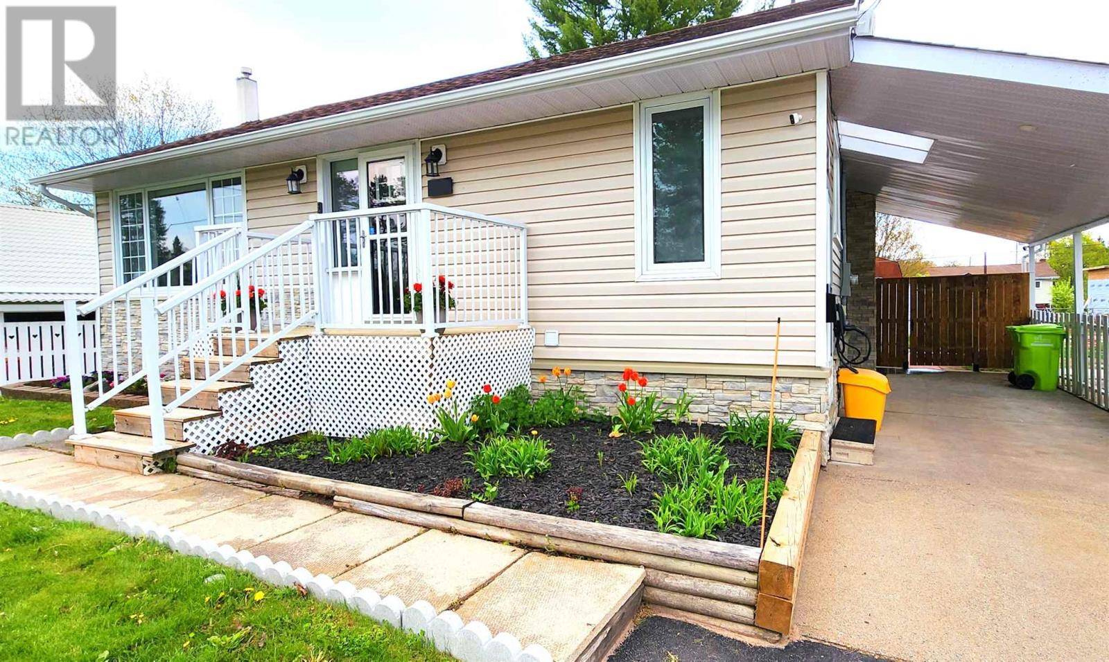 Sault Ste. Marie, ON P6B5L3,70 Wiber ST