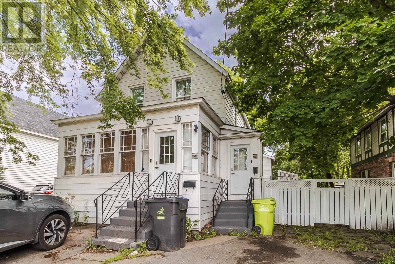 Sault Ste. Marie, ON P6A3E9,142 Pilgrim ST