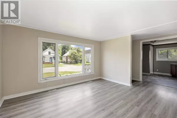 Sault Ste. Marie, ON P6C5E8,147 Glasgow AVE
