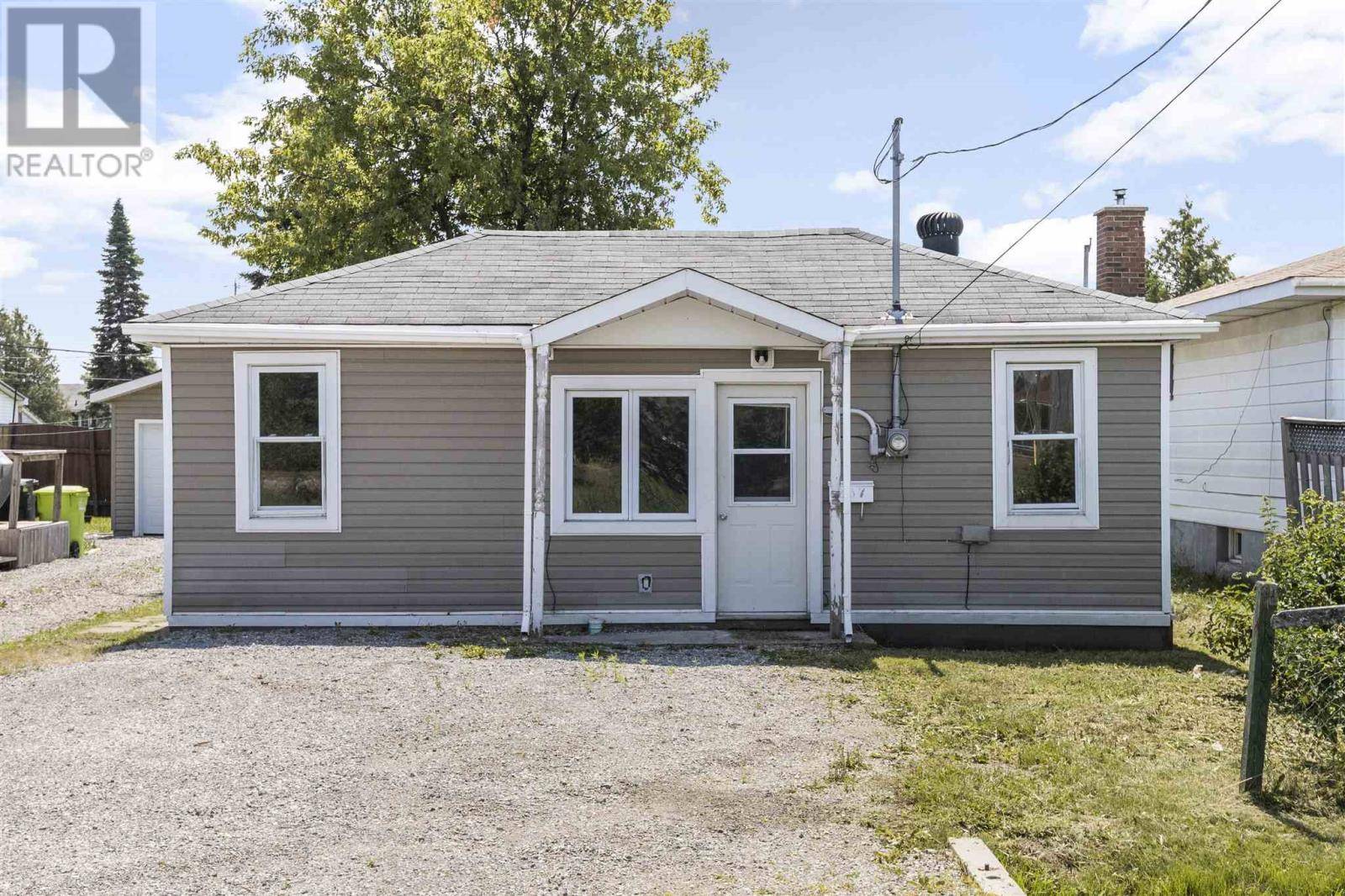 237 Selby RD, Sault Ste. Marie, ON P6C2P6