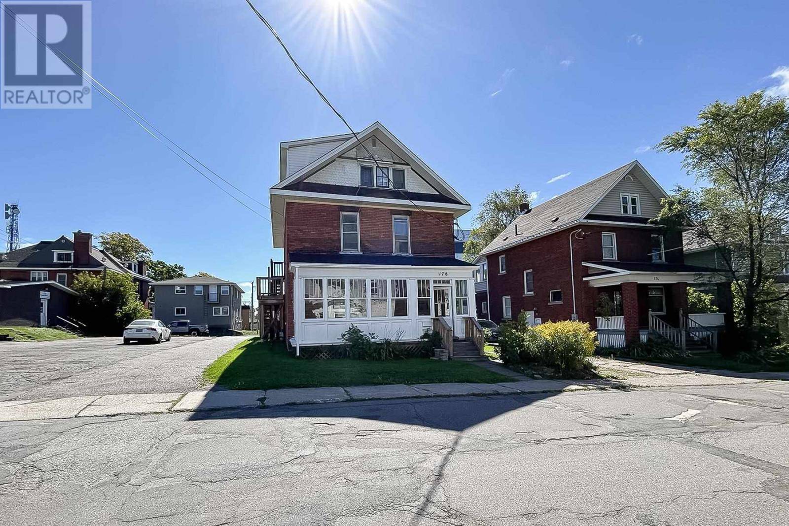 Sault Ste. Marie, ON P6A3A8,178 McDougald ST