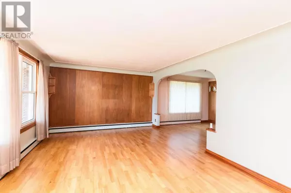 Sault Ste. Marie, ON P6B3Y5,18 Tilley RD