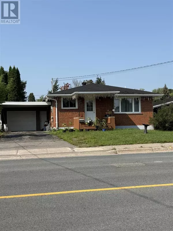 1540 Wellington ST E, Sault Ste. Marie, ON P6A2R4