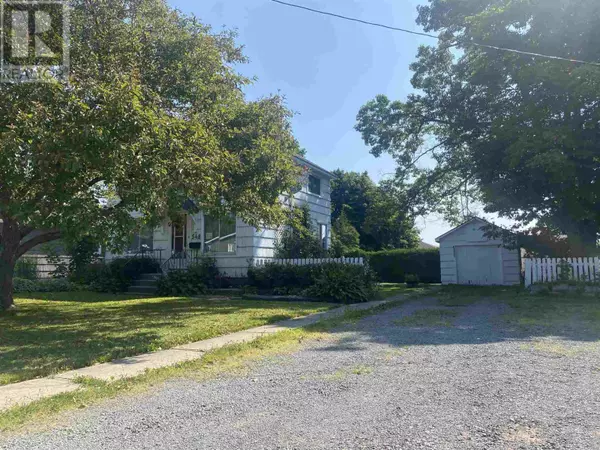 548 Lake ST, Sault Ste. Marie, ON P6B3L2