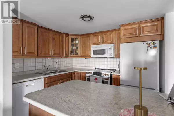 Sault Ste. Marie, ON P6B6G4,303 MacDonald AVE # 409