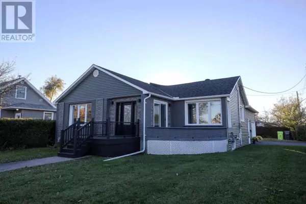 695 Korah RD, Sault Ste. Marie, ON P6A5W6