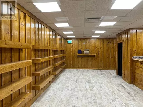 Elliot Lake, ON P5A2A6,17 Manitoba RD