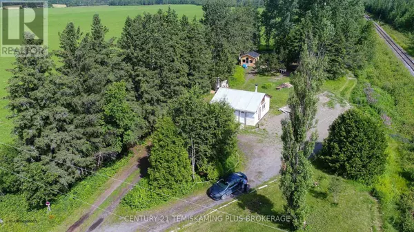 Englehart (central Timiskaming), ON P0J1H0,245407 569 HIGHWAY