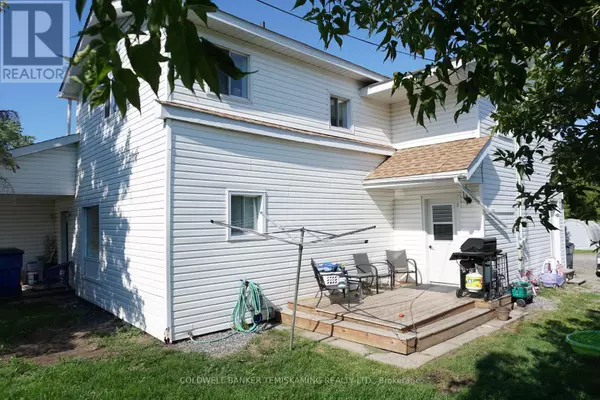 Temiskaming Shores (haileybury), ON P0J1K0,293 MERIDIAN AVENUE