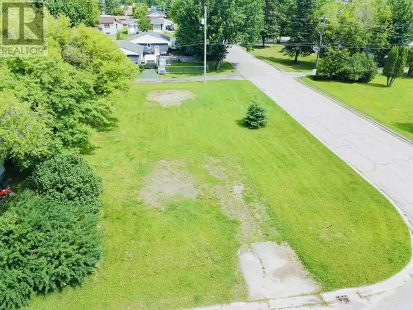 Dryden, ON P8N2R8,215 Florence ST