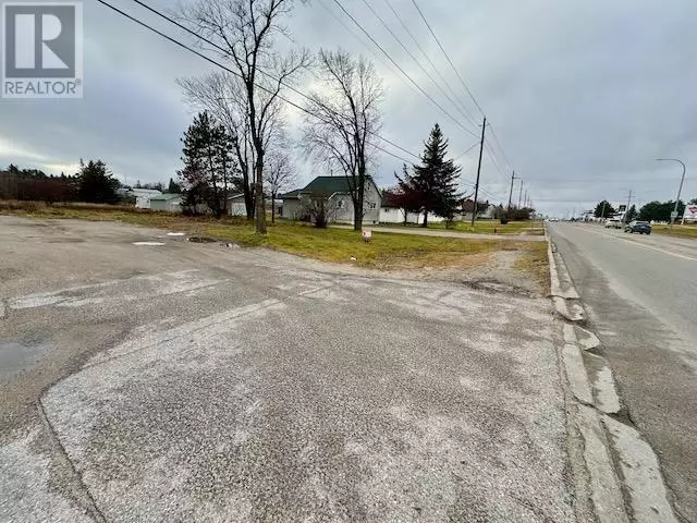 452 Government ST, Dryden, ON P8N2P5