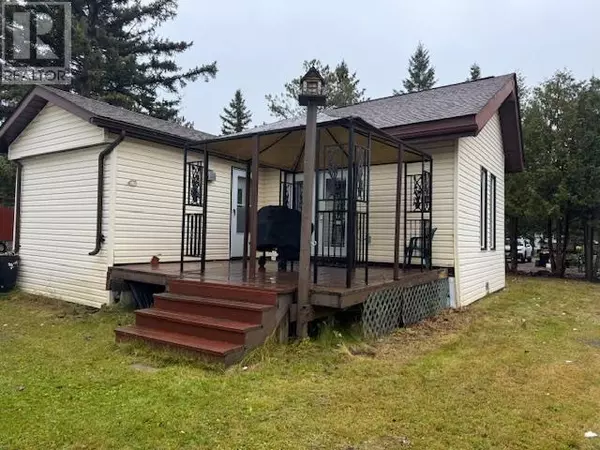 119 Robbie Bay, Thunder Bay, ON P7K1J8