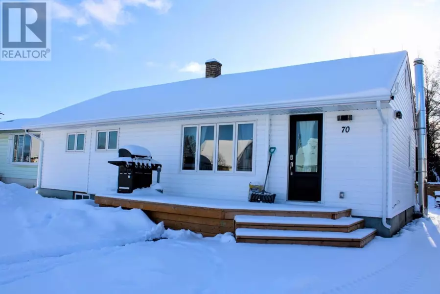 70 Neebig AVE, Manitouwadge, ON P0T2C0