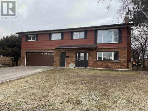 16 Sandy LN, Dryden, ON P8N3A5