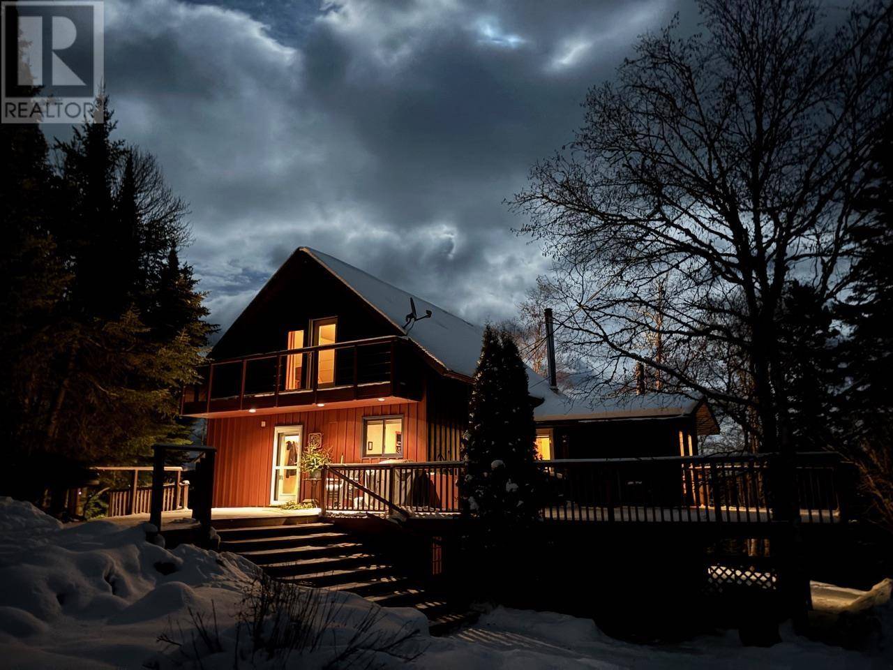 Rossport, ON P0T2R0,309 Cedar LN