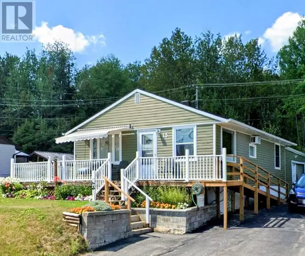 15 Swallow DR, Manitouwadge, ON P0T2C0