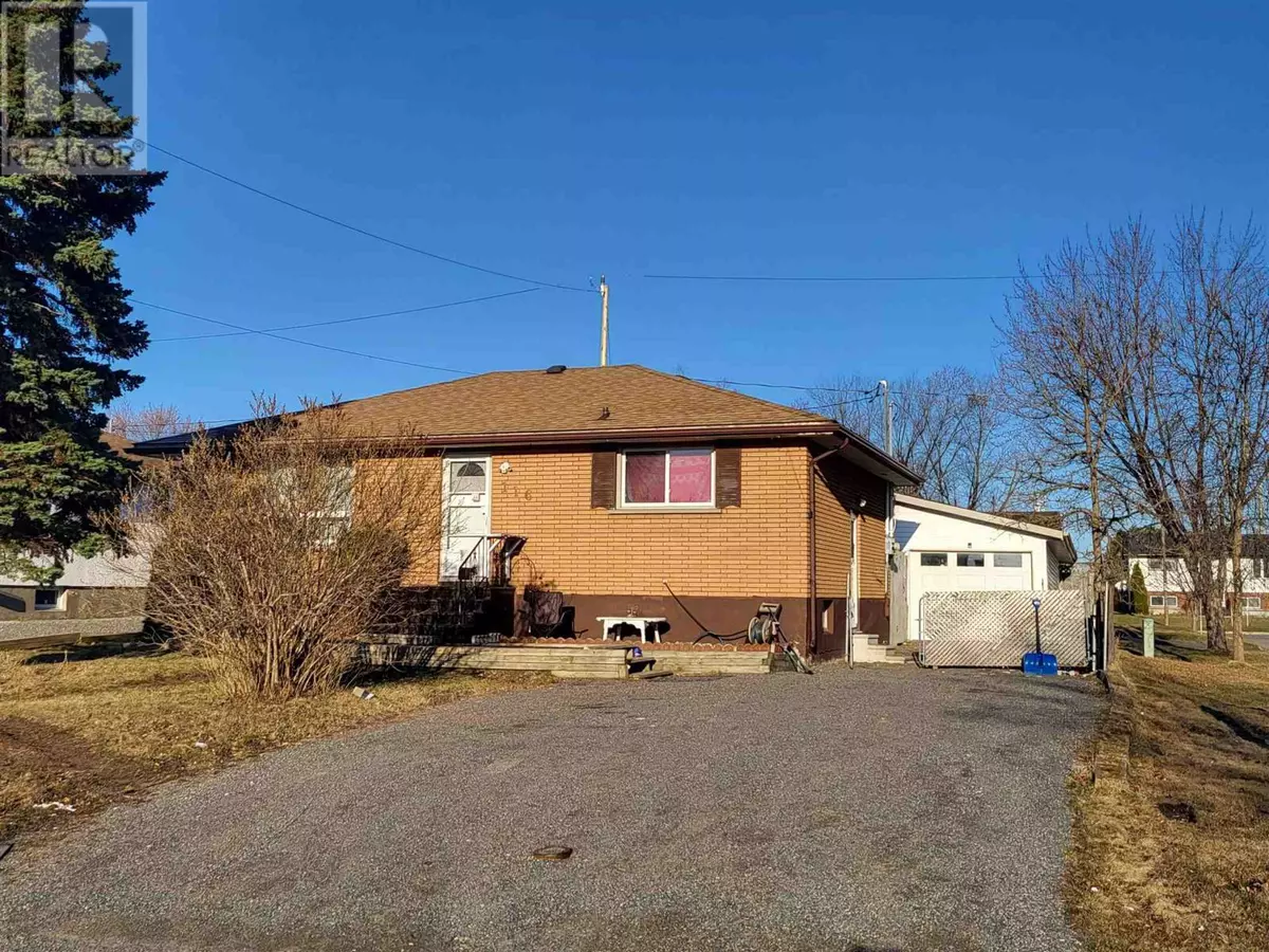 Thunder Bay, ON P7C2B4,116 Huntington CT