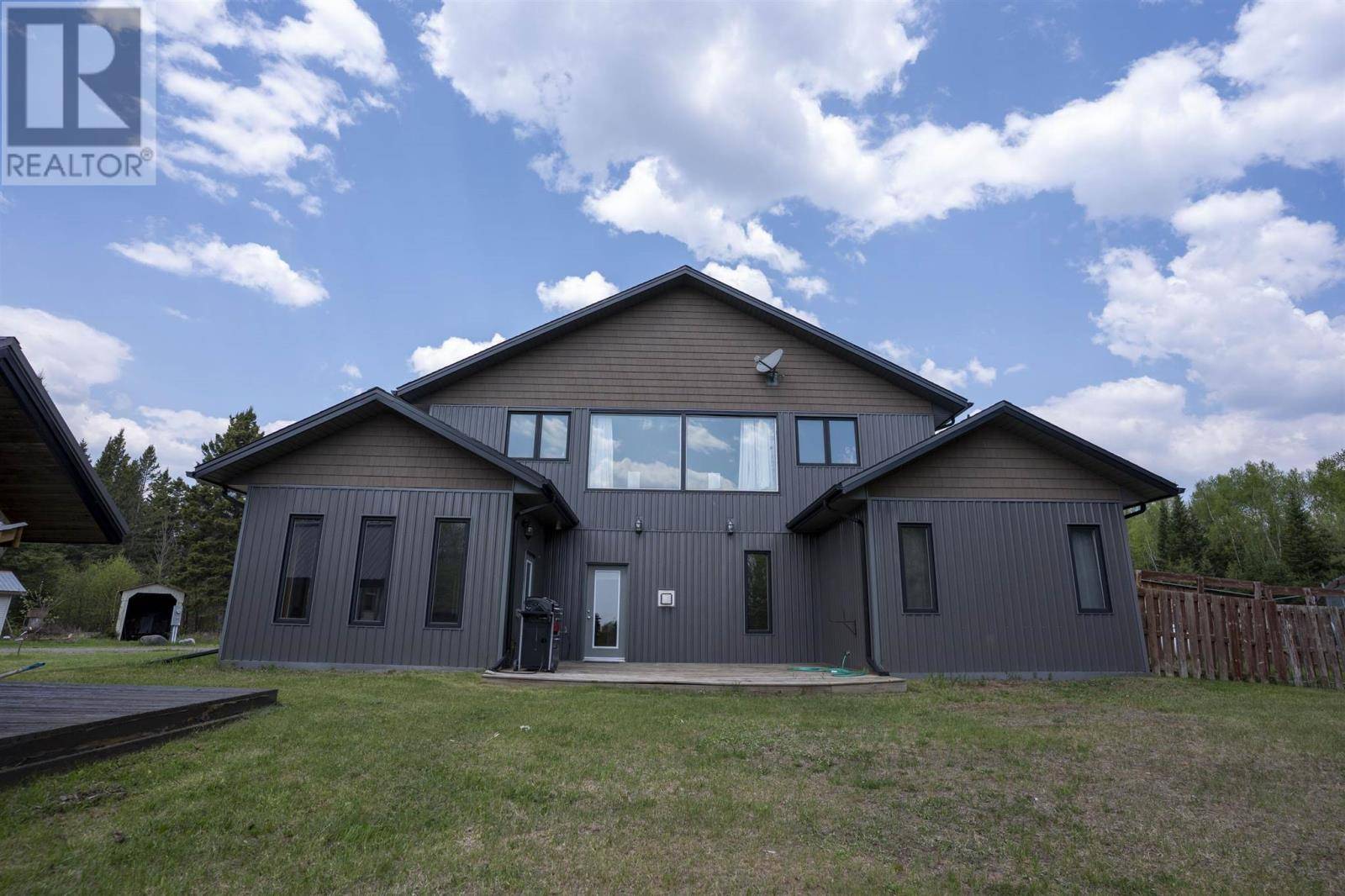 Thunder Bay, ON P7G0G9,23 Gronroos RD