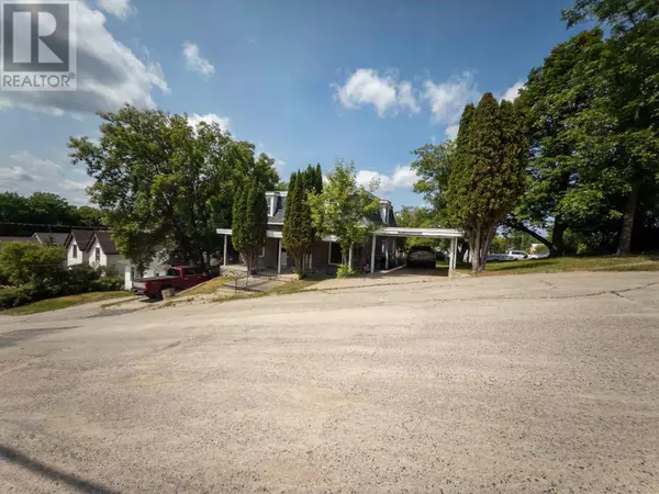 Kenora, ON P0X1C0,506 Superior Street