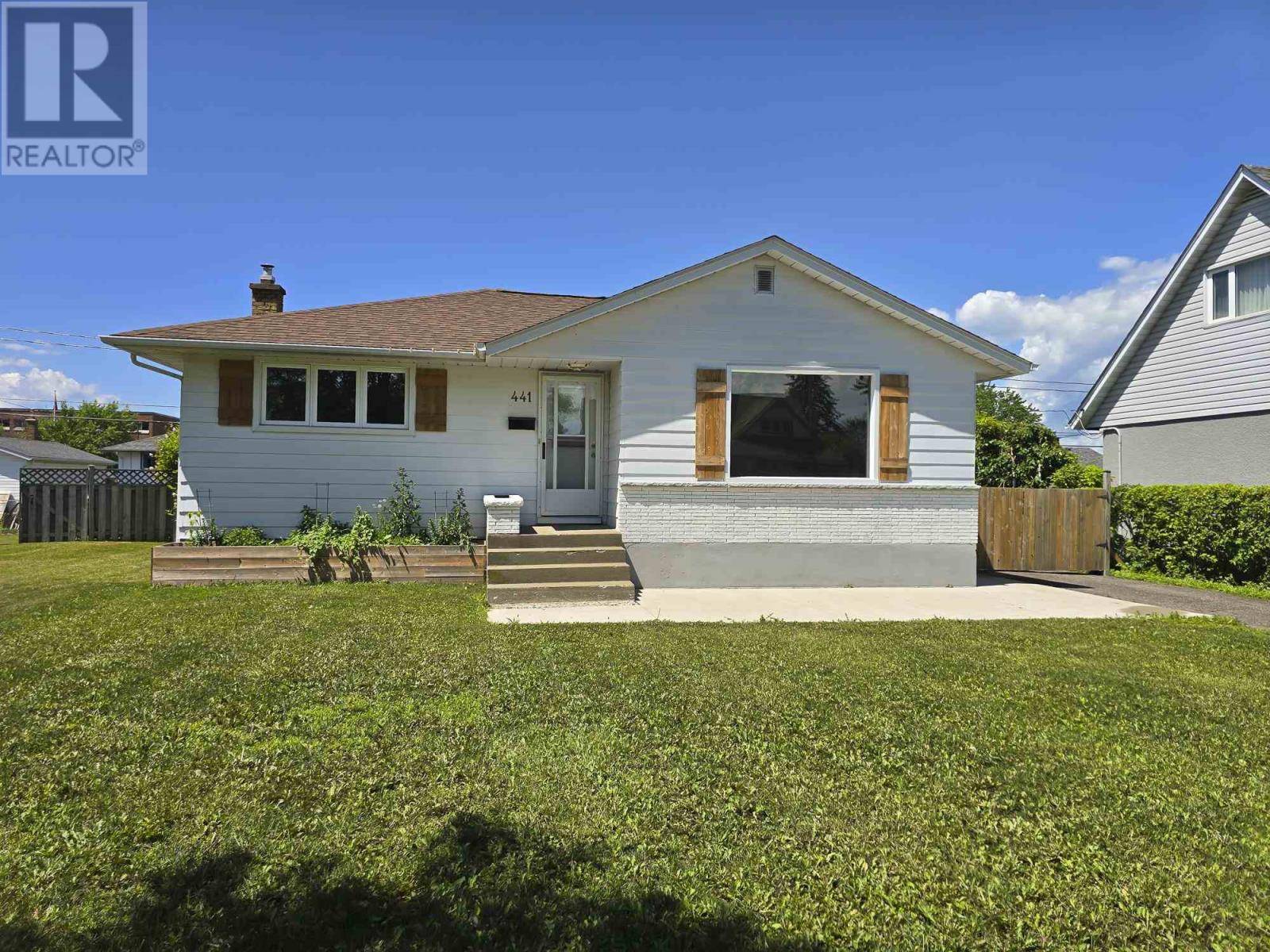 441 HEATHER CRES, Thunder Bay, ON P7E5K8