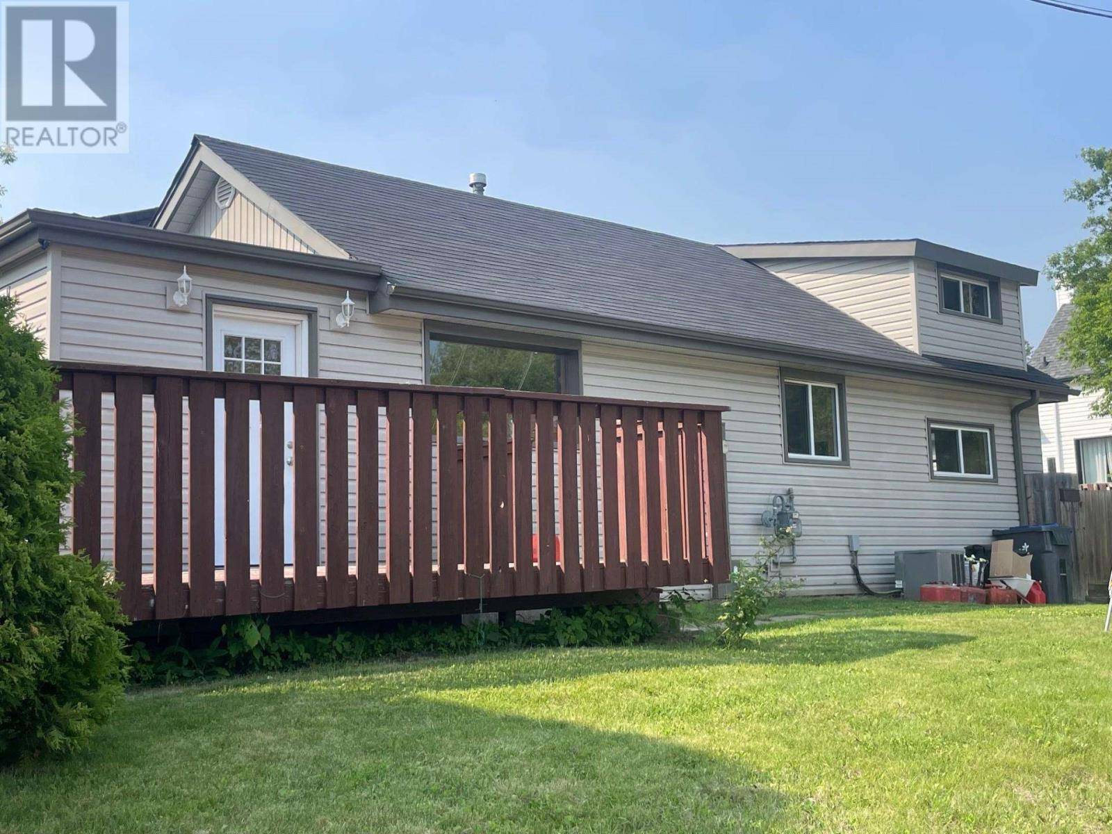 482 Dawson ST, Thunder Bay, ON P7A3W1