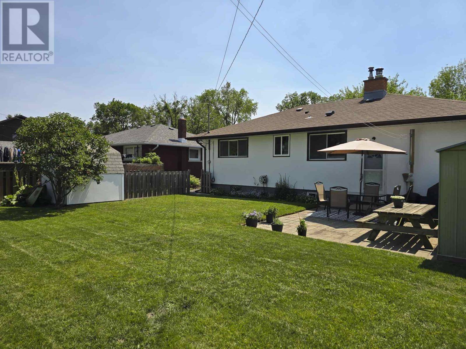 Thunder Bay, ON P7E6A6,119 Elmwood CRES