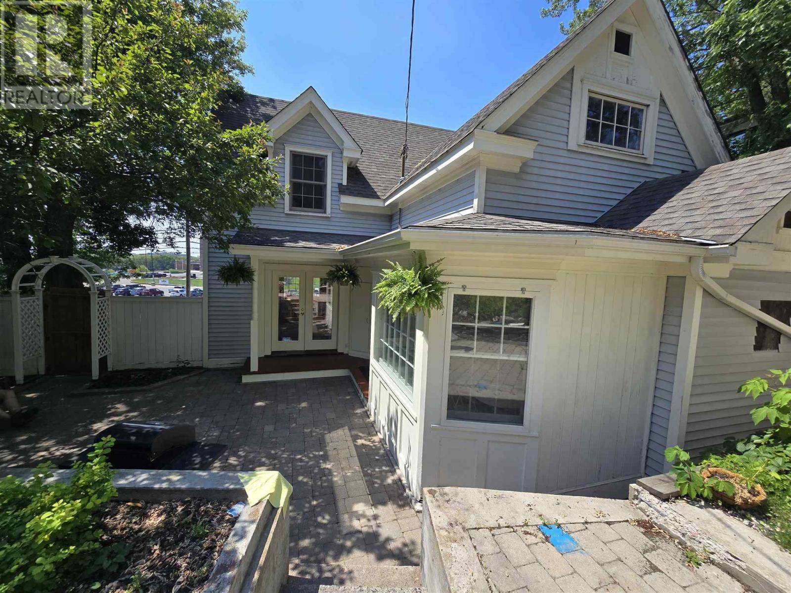 Kenora, ON P9N4K3,313 Veterans DR