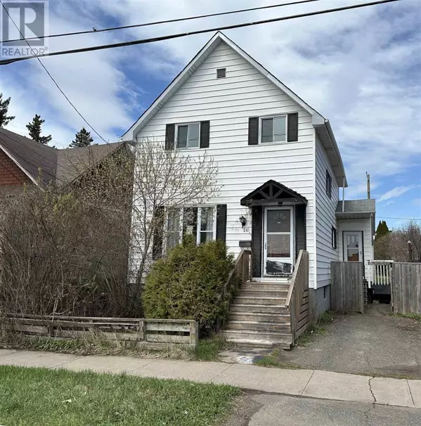 26 Machar AVE, Thunder Bay, ON P7B2Y3