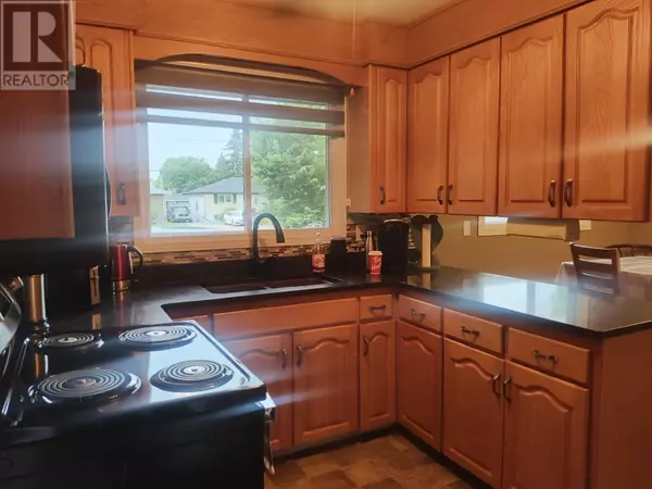 Thunder Bay, ON P7C4S9,318 James ST N