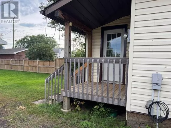 Thunder Bay, ON P7E4H4,254 Brock St East