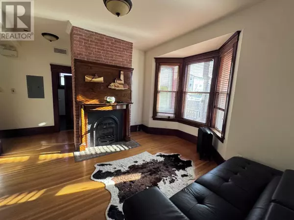 Thunder Bay, ON P7B1B1,338 Red River RD