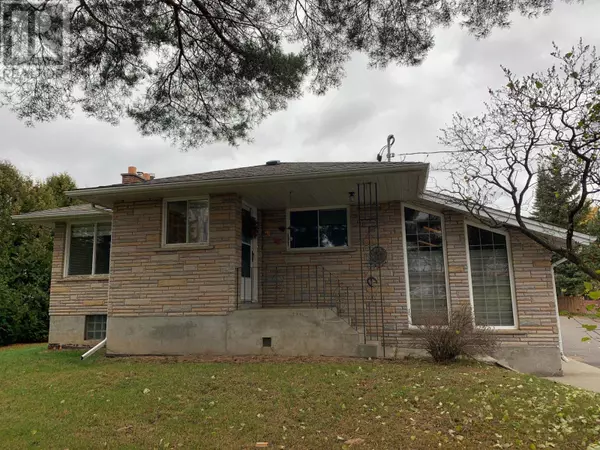 1325 Rosslyn Road, Thunder Bay, ON P7E6E1