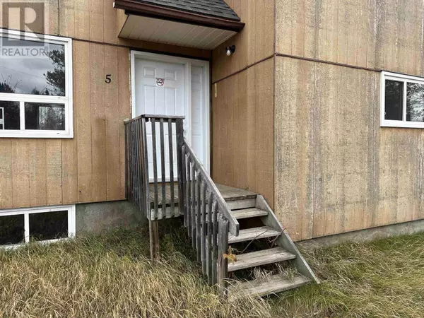 Armstrong Station, ON P0T1A0,5 Northern Cres