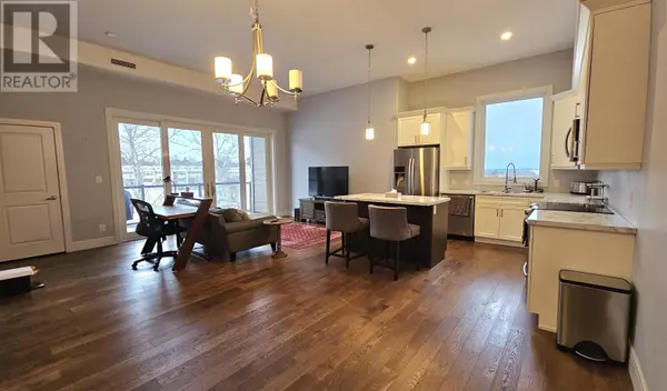 Thunder Bay, ON P7B0C3,309 300 Vista LN