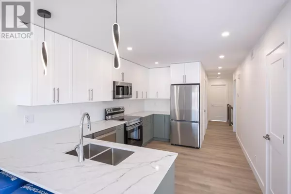 Thunder Bay, ON P7C0C5,202 Bruin CRES