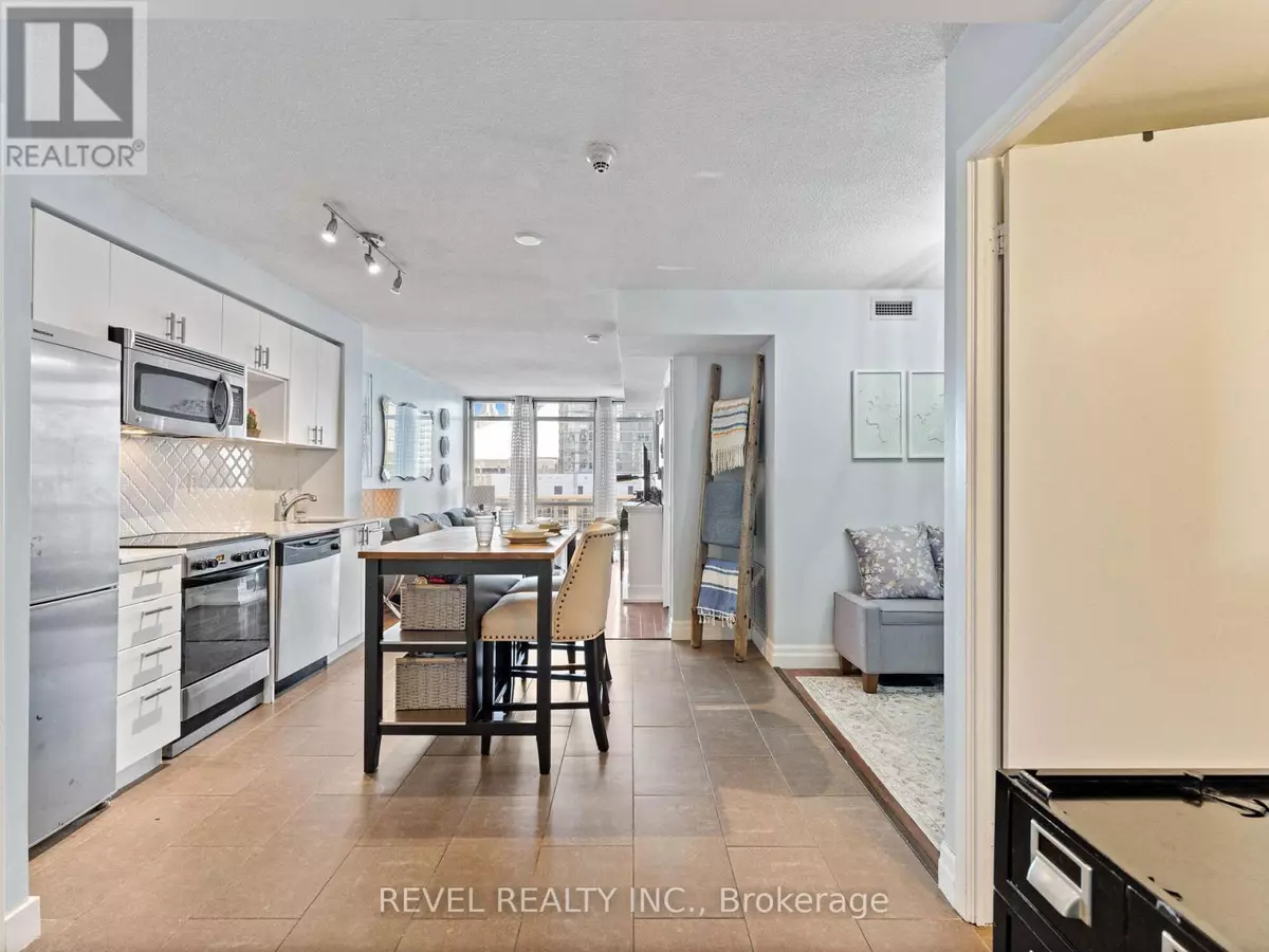 Toronto (waterfront Communities), ON M5V3Y4,15 Fort York BLVD East #1208